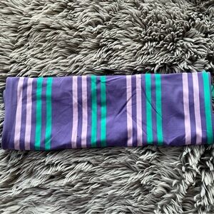 Ivivva- Scarf- Striped Purple Yoga Wrap
Button Adjustable
